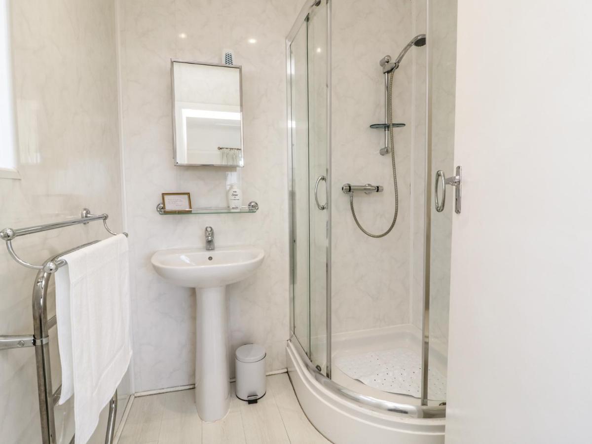 Vila Burwood Colwyn Bay Exteriér fotografie